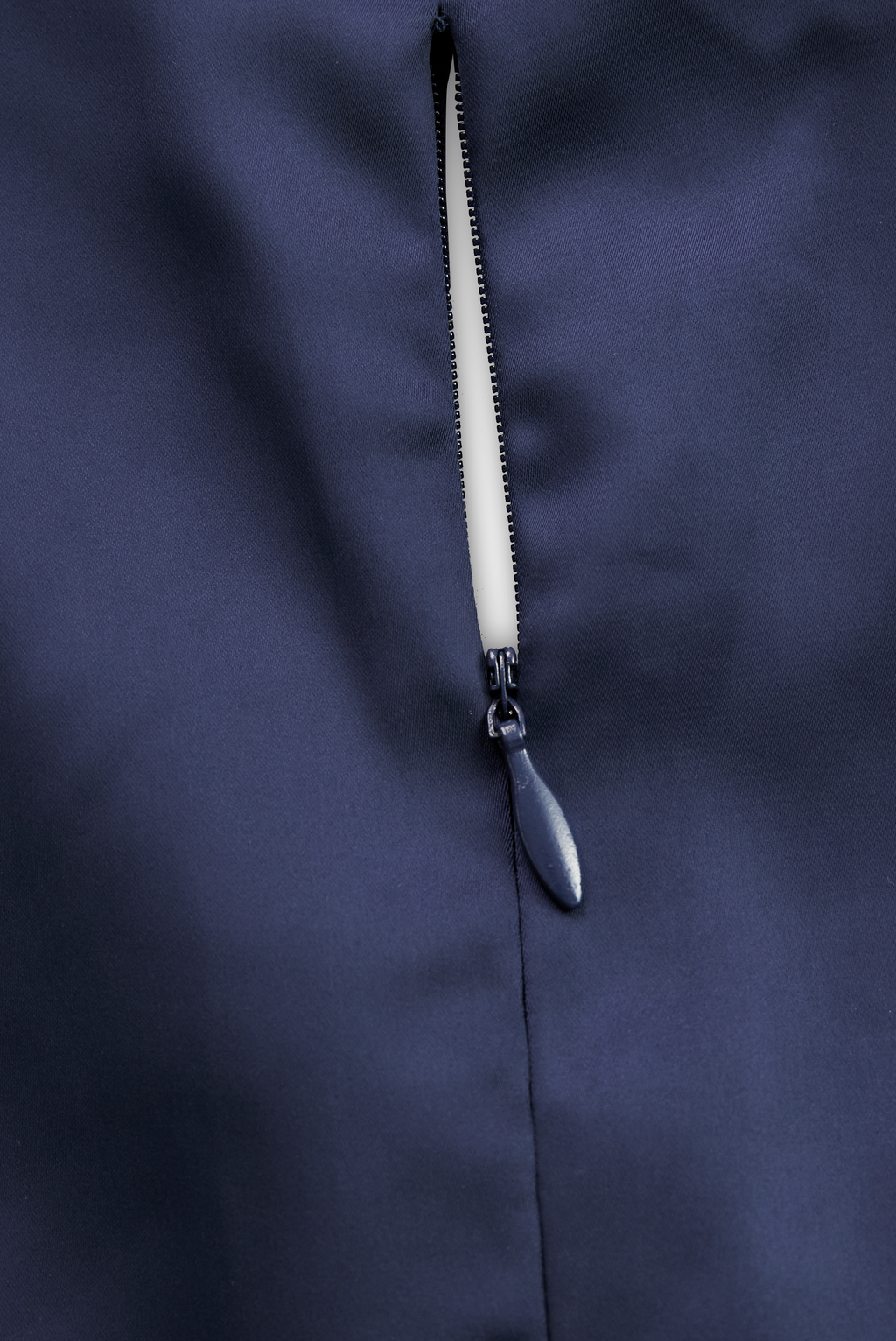 Alma | Elegante vestido midi de manga larga