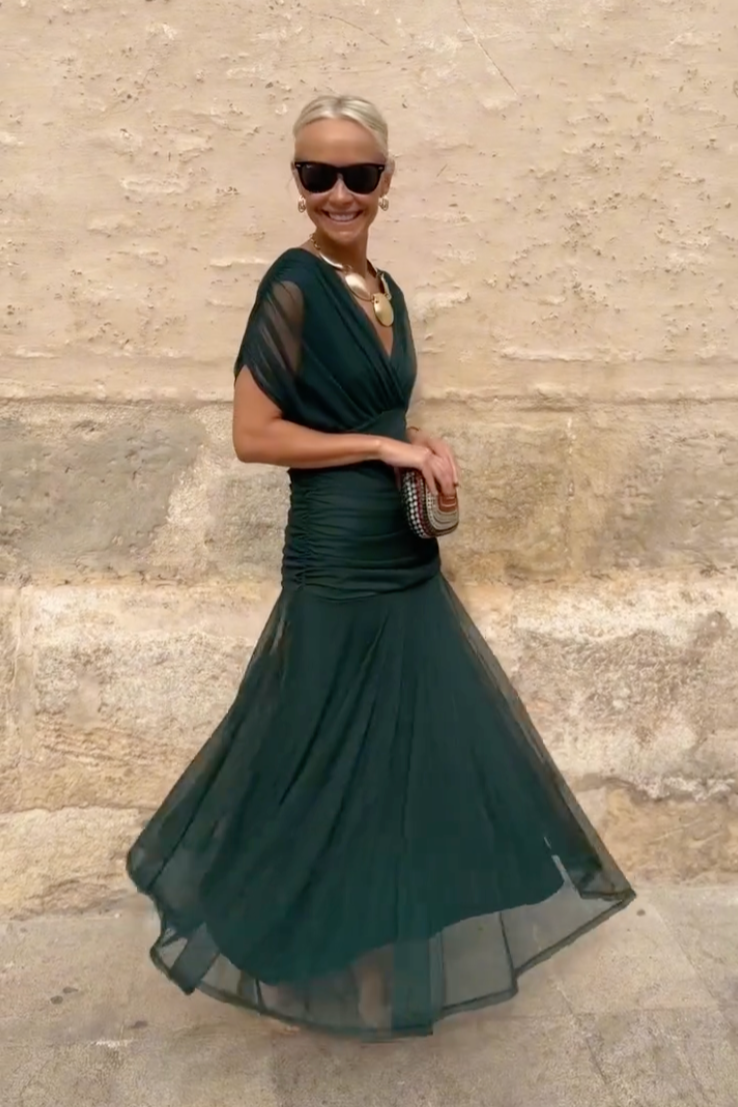 Esmeralda | Vestido largo elegante de fiesta con cuello en V