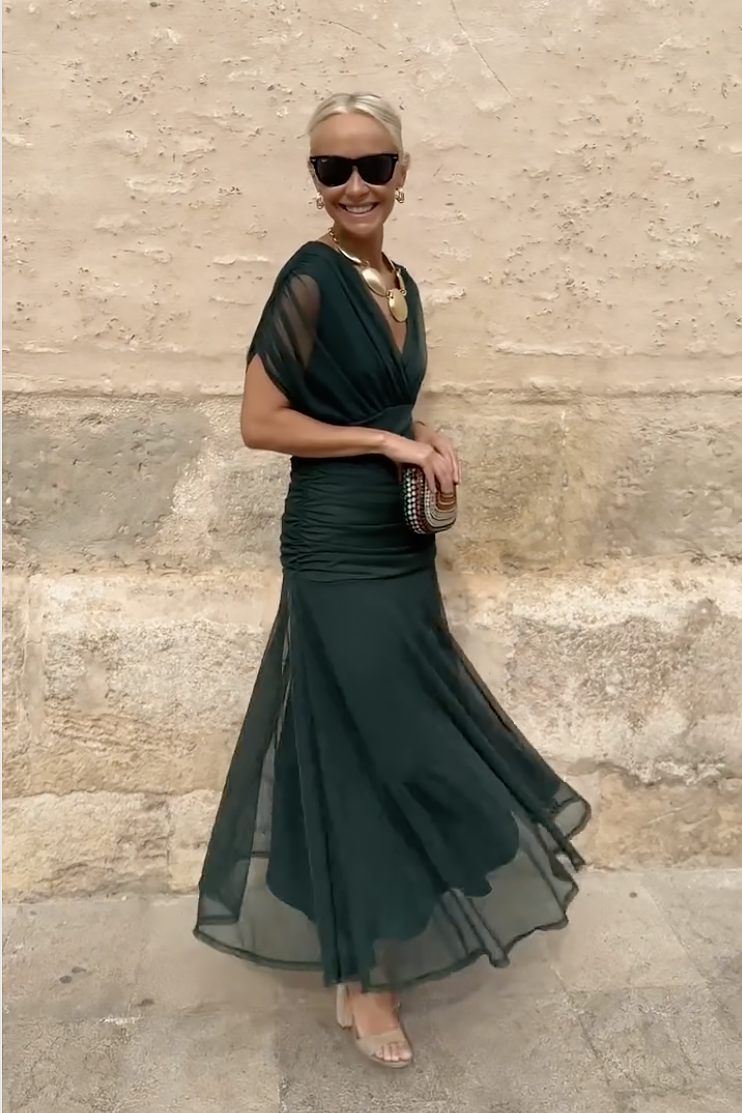 Esmeralda | Vestido largo elegante de fiesta con cuello en V