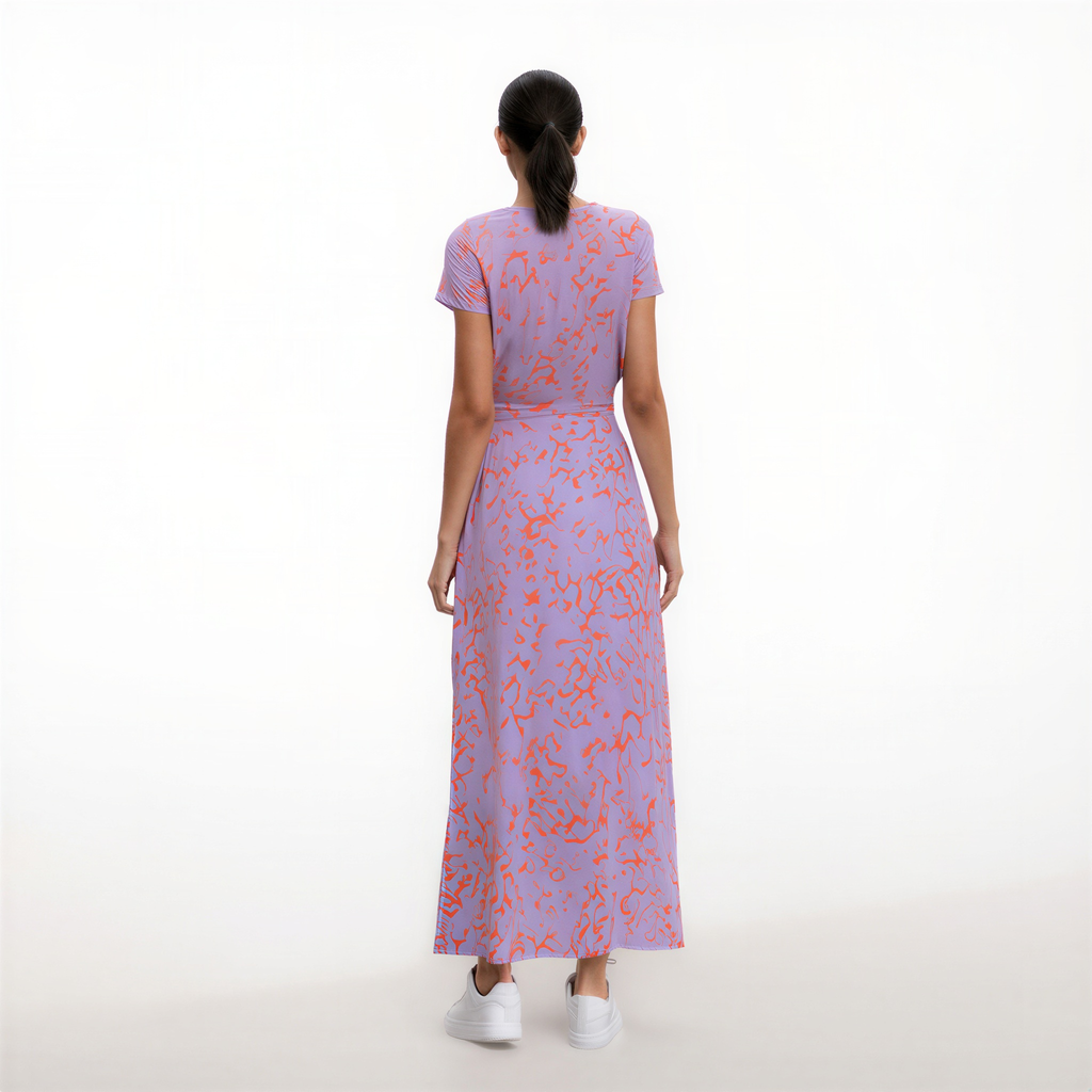 Elvira - Vestido elegante con escote en V y corte moldeador.